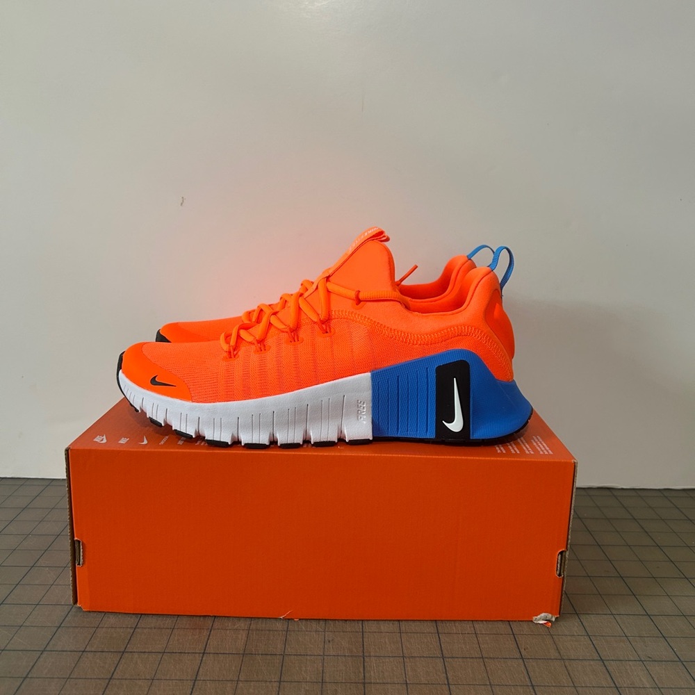 Nike Free Metcon 6 ‘Total Orange Photo Blue’